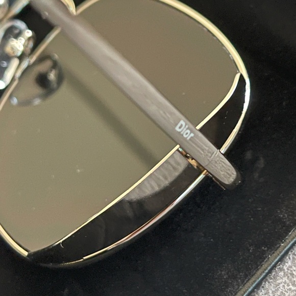 DIOr Sunglasses DIOr Sunglasses🔥 - Picture 2 of 16